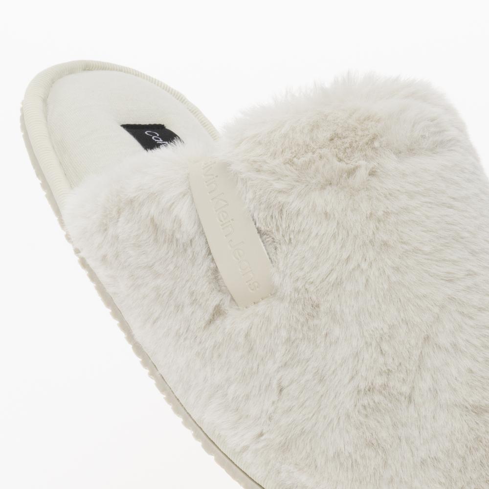 Boty Calvin Klein Hotel Slipper Fur After Glow YW0YW01593-ACF - bílé