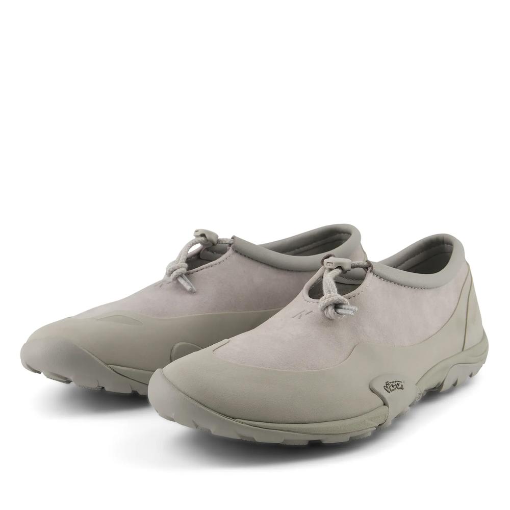 Unisex boty New Balance Minimus MT10T8WQ - šedivé