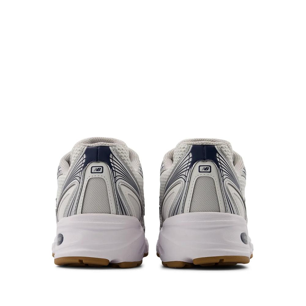 Unisex boty New Balance U740SN2 - stříbně
