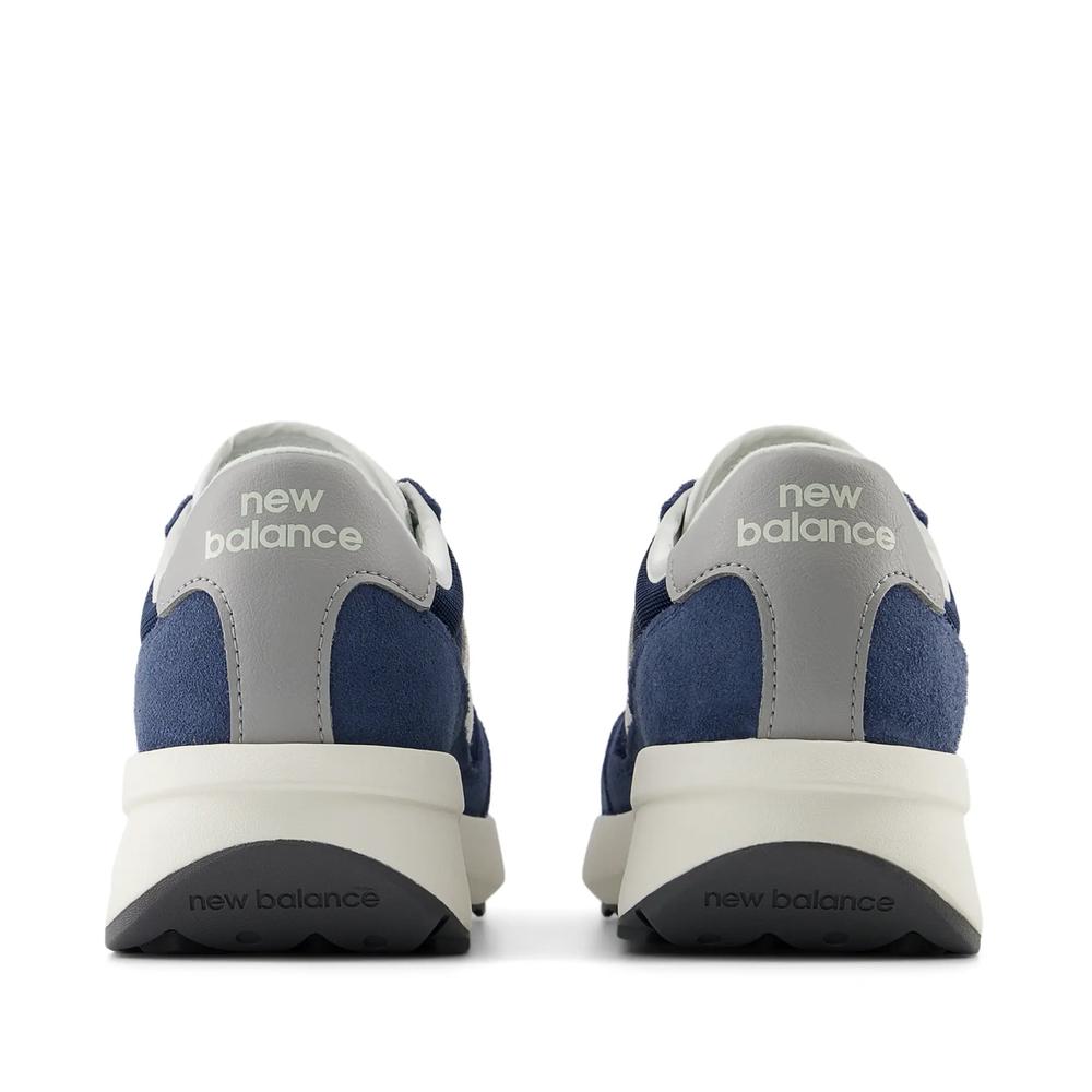 Boty New Balance GS370AG - tmavě modrě