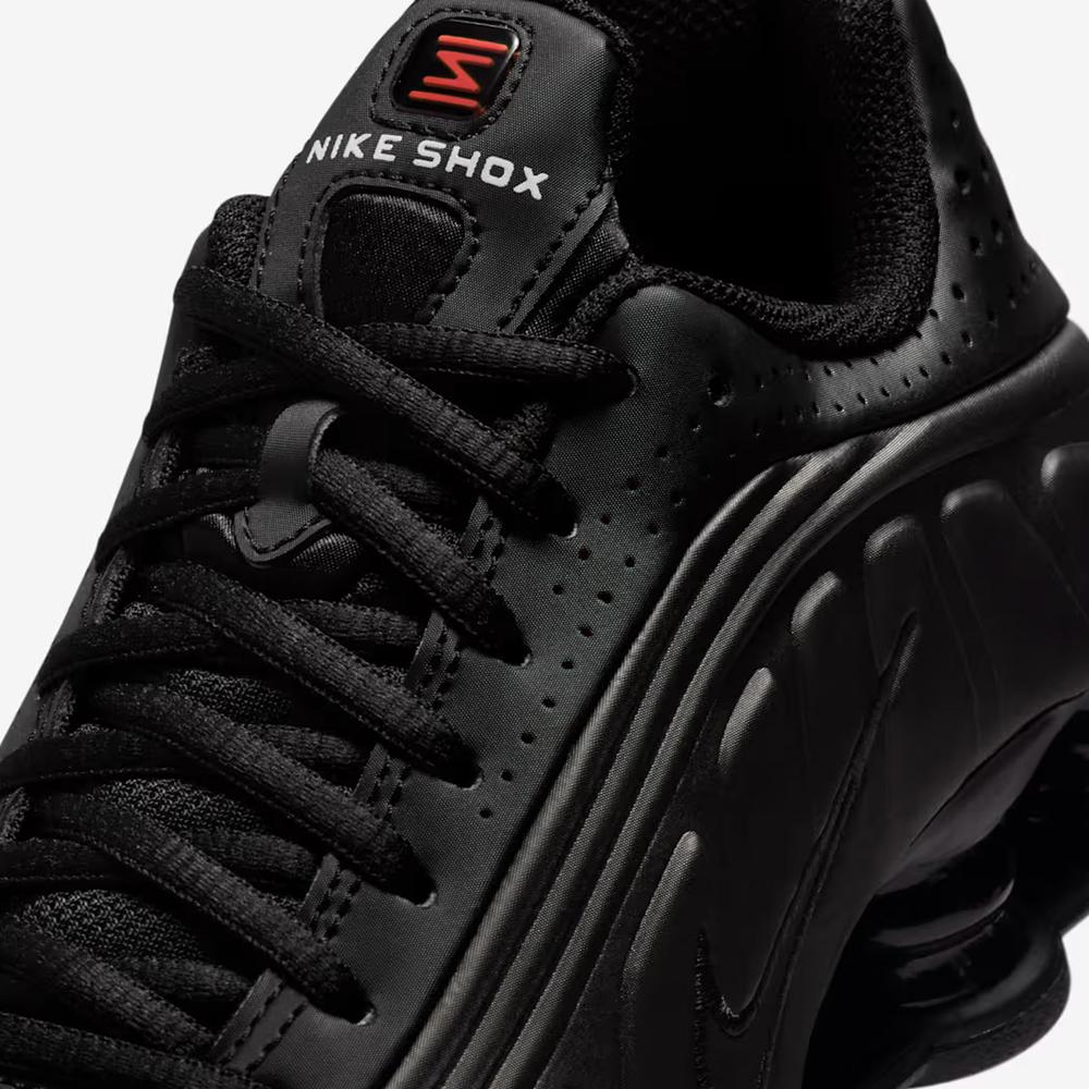 Dětské boty Nike Shox R4 CW2626-003 - černé