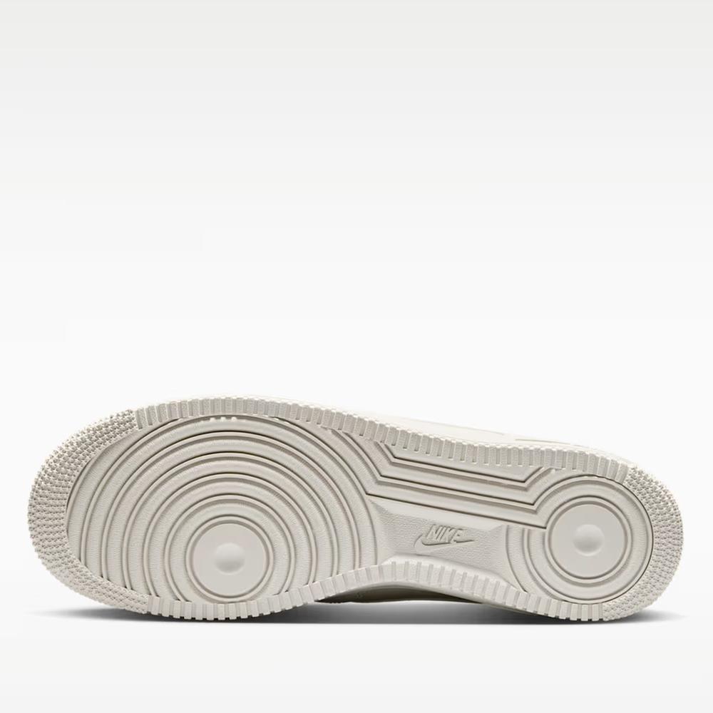 Boty pánské Nike Air Force 1 '07 IH1698-003 - bílé