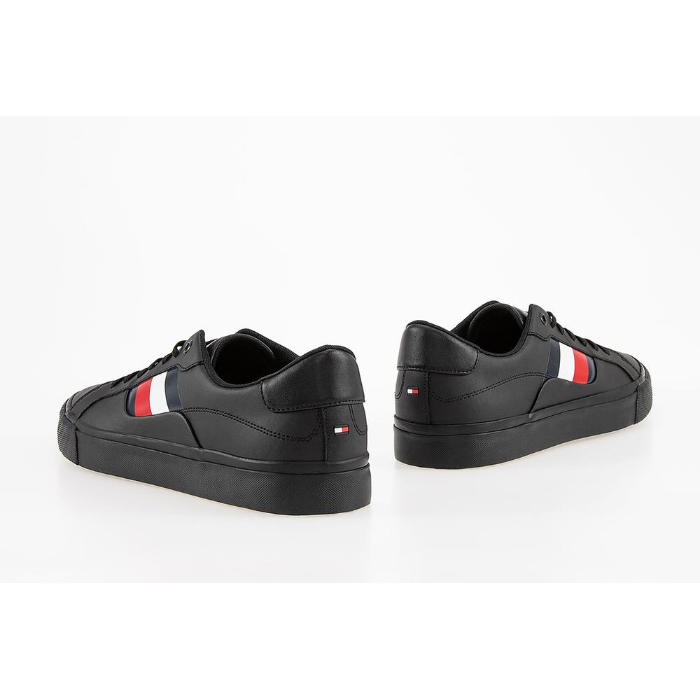 Boty Tommy Hilfiger Signature Detailing Leather Trainers FM0FM04140-BDS - černé