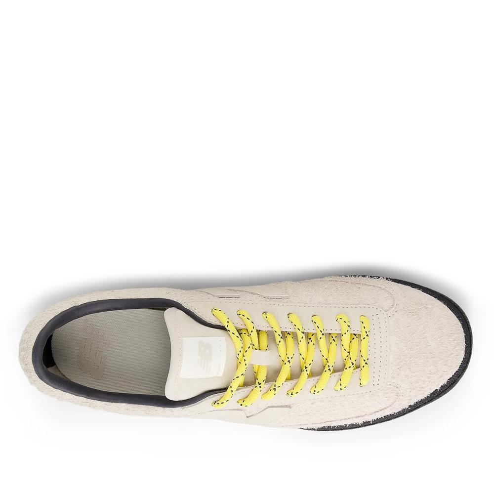 Boty unisex New Balance Gator Run UGTR83J - béžové