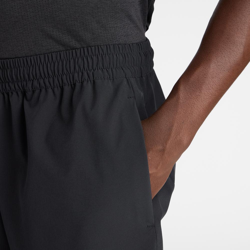 Pánské šortky New Balance MB6174CDBK - černé