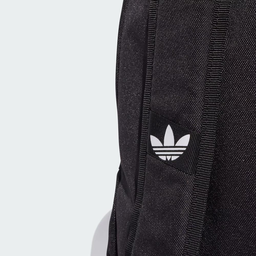 Ruksak adidas Originals Adicolor JX0209 - černé