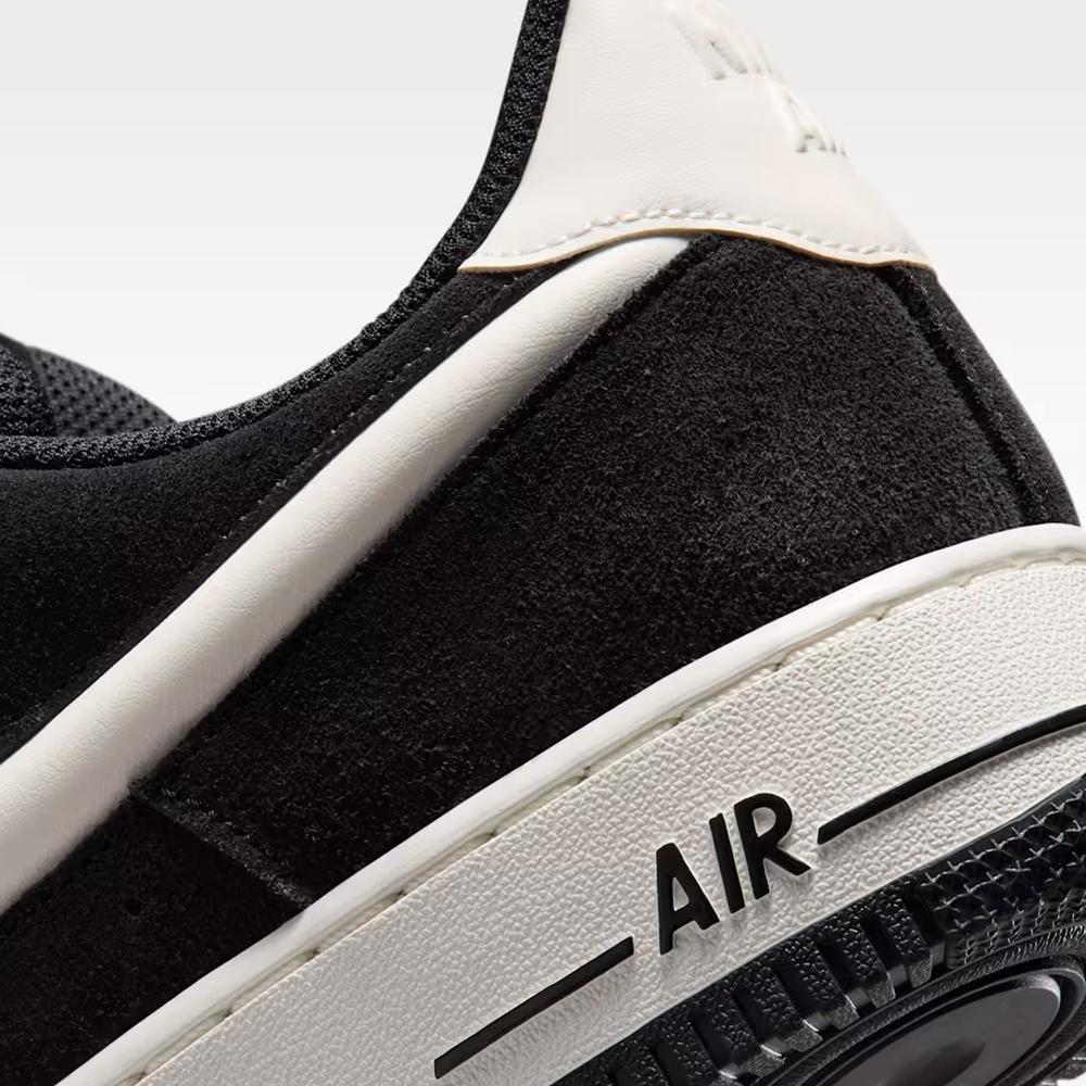 Boty pánské Nike Air Force 1 '07 LV8 IU7592-001 - černé