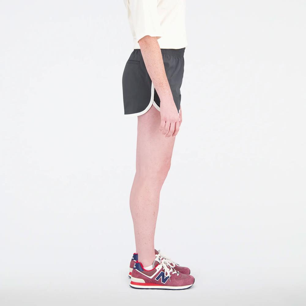 Dámské šortky New Balance WS31500ACK - černé