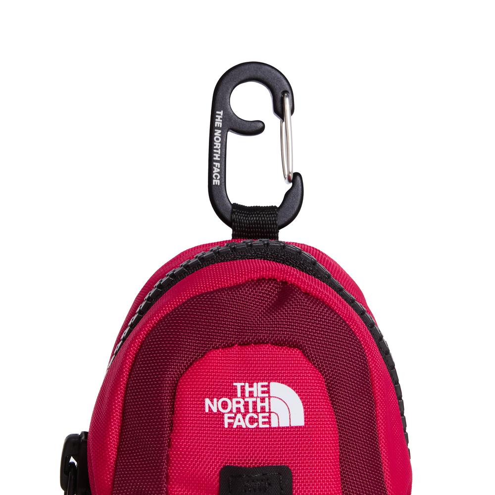 Přívěsek The North Face Hot Shot Keychain 0A8NR2BOS1 - červený