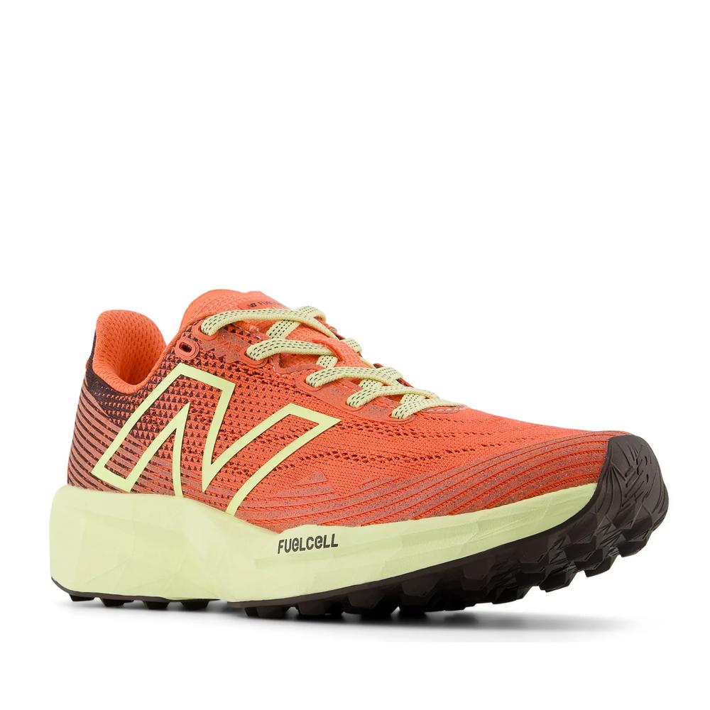 Boty New Balance FuelCell Venym WTVNYMP - oranžové