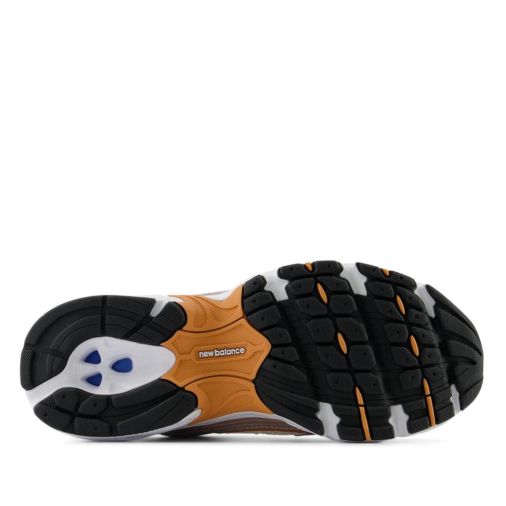 Boty unisex New Balance MR530ADC - oranžové