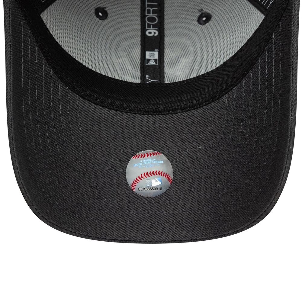 Čepice New Era New York Yankees MLB League Essential 9FORTY 60771707 - černé