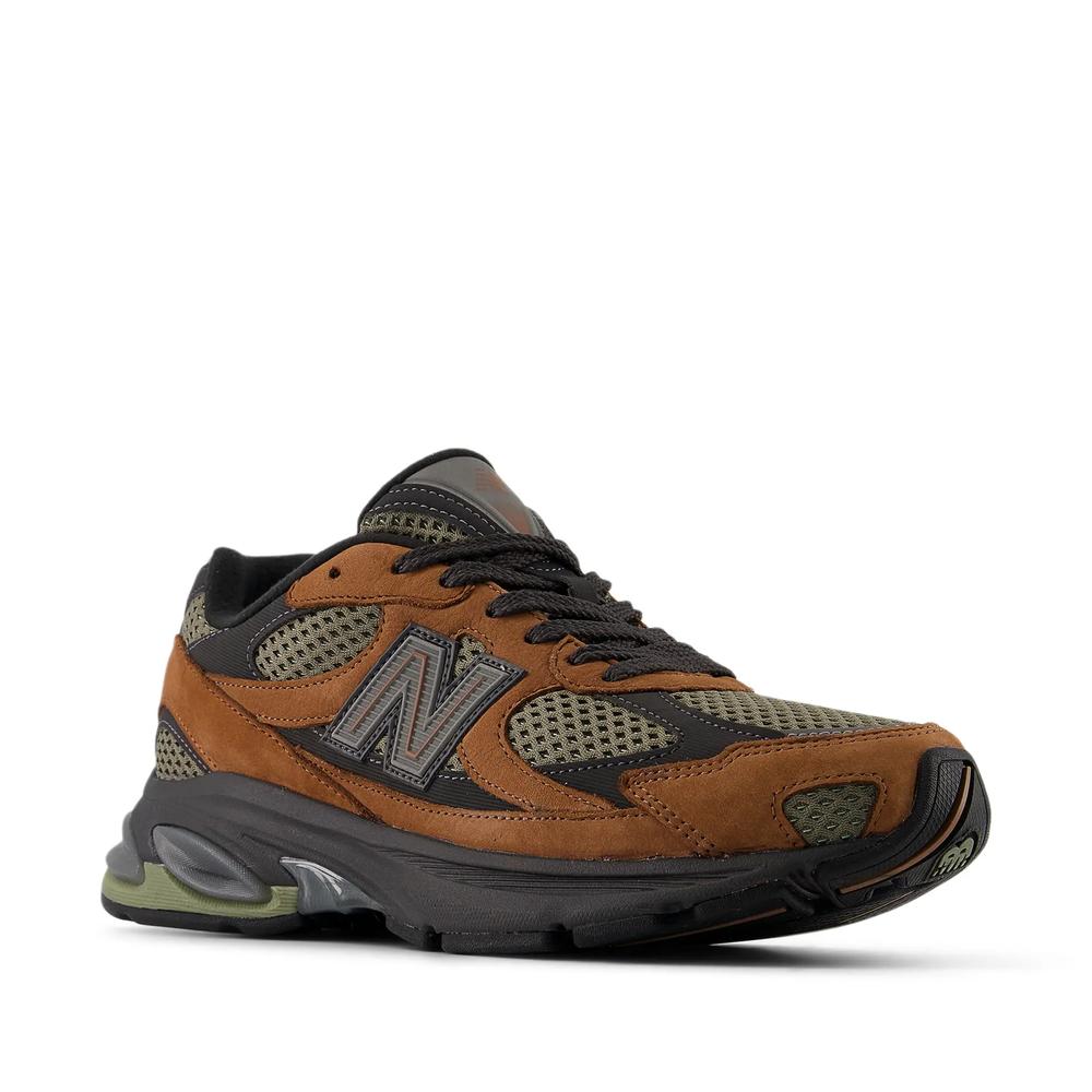 Unisex boty New Balance U2010ANV - hnědé