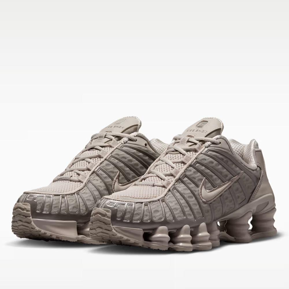 Dámské boty Nike Shox TL AR3566-204 - béžové