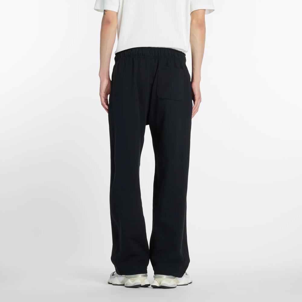 Pánské kalhoty New Balance MP53504BK - černé