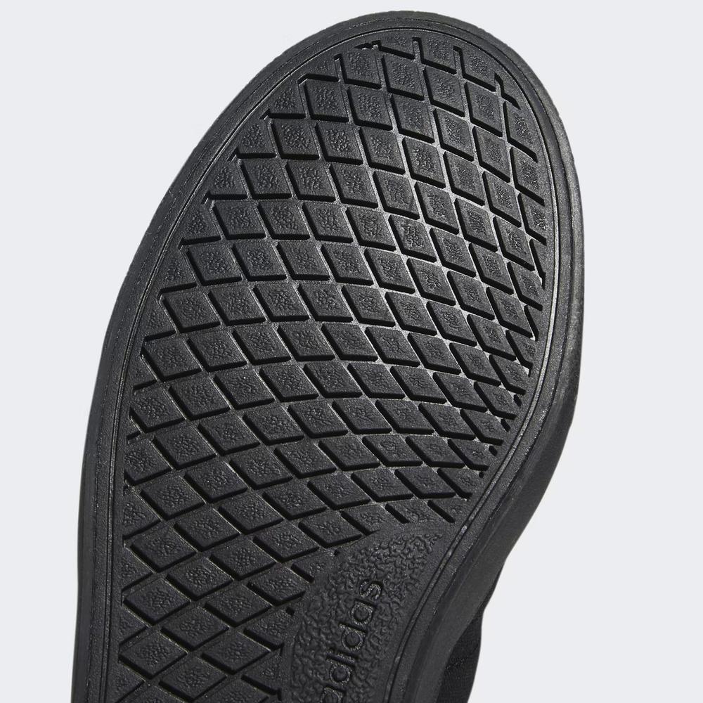 Boty adidas Vulc Raid3r Skateboarding GY5497 - černé