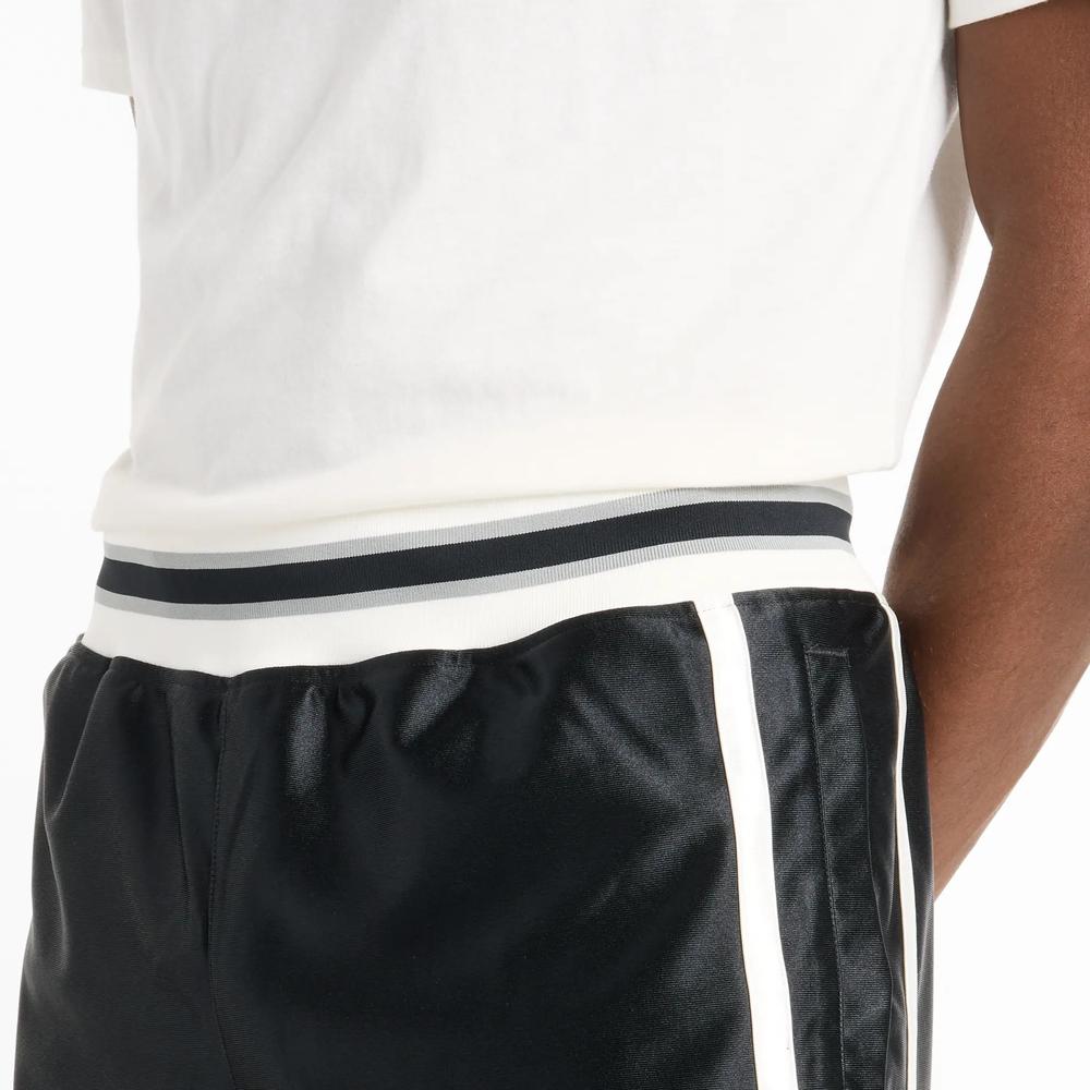 Pánské šortky New Balance MS51608BK - černé