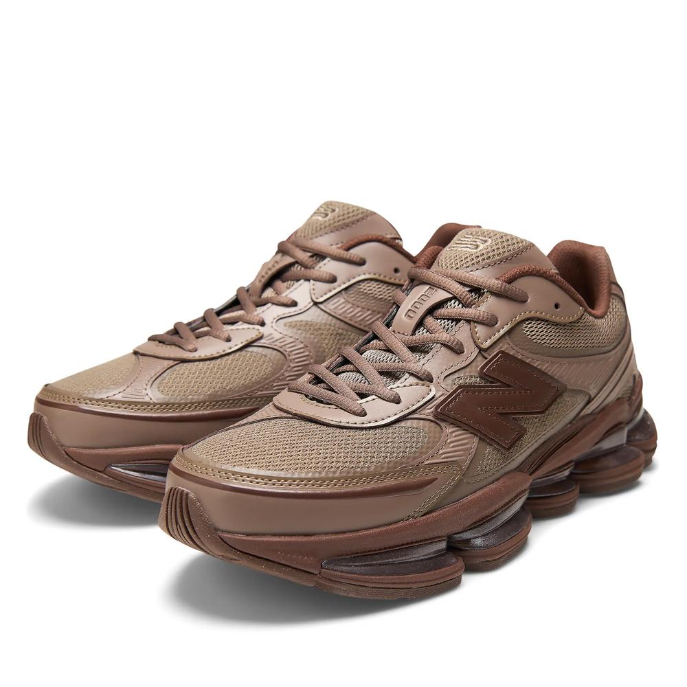 Unisex boty New Balance U20004EY - hnědé