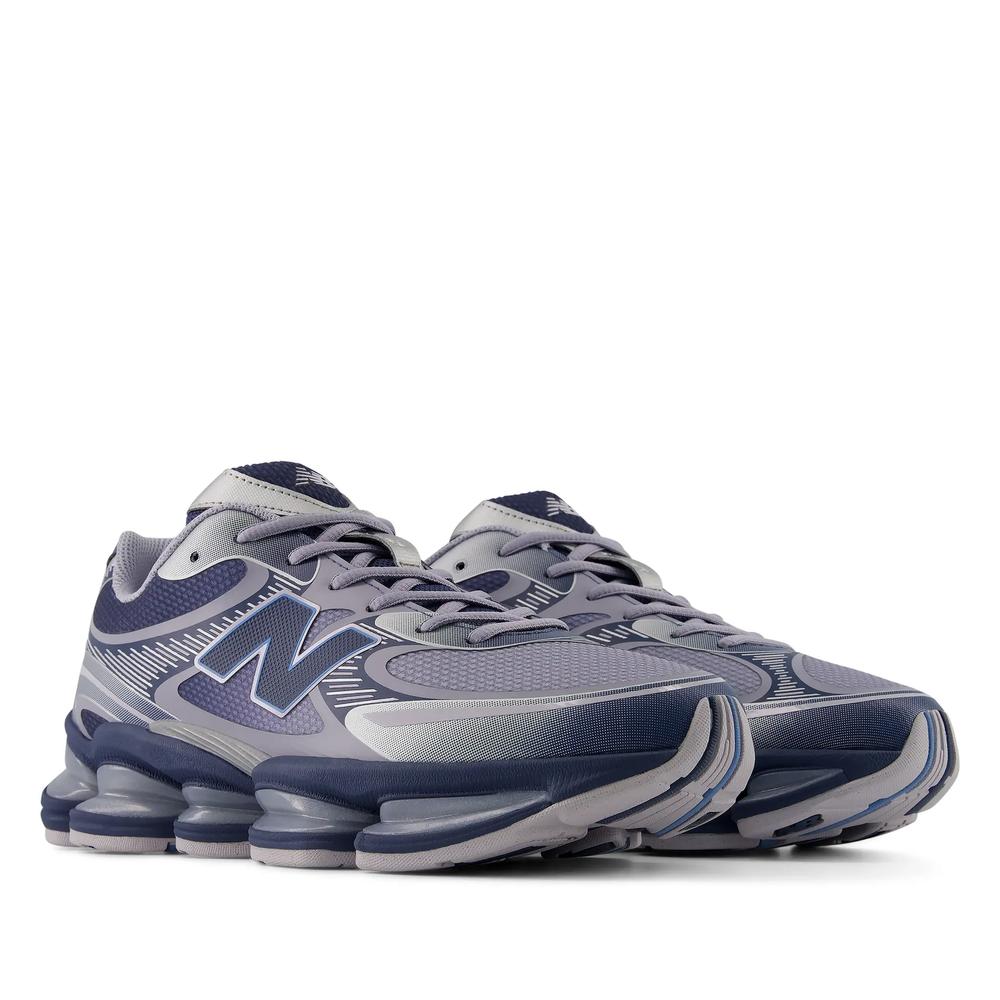 Unisex boty New Balance U200017F - fialové