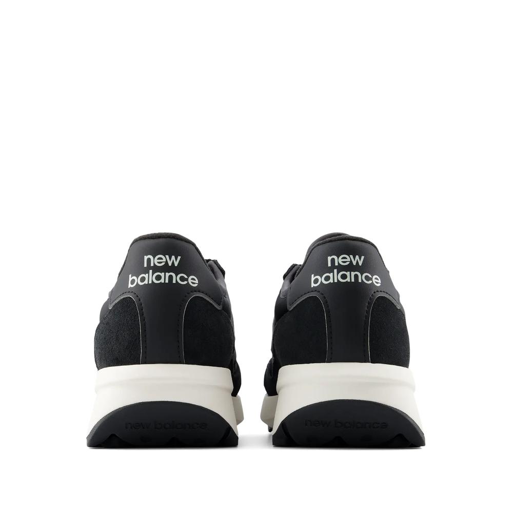Dámské boty New Balance W327APA - černé