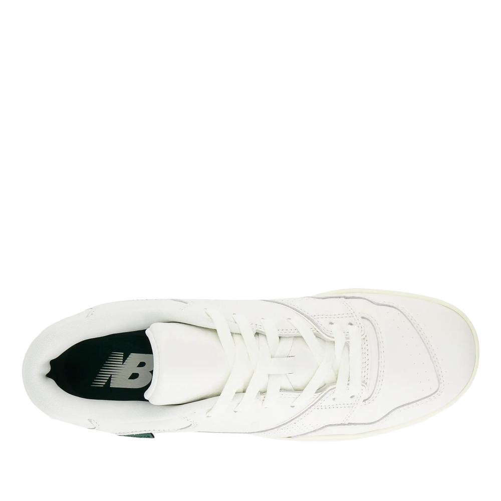 Unisex boty New Balance BB550PWT - bílé