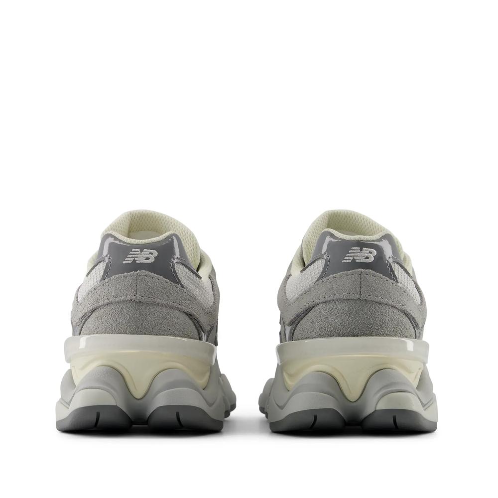 Unisex boty New Balance U90609Z4 - šedivé