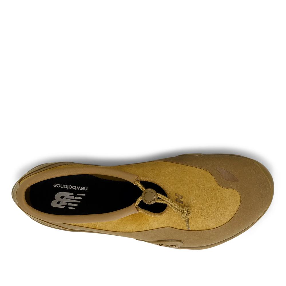 Unisex boty New Balance Minimus MT10T9CZ - hnědé