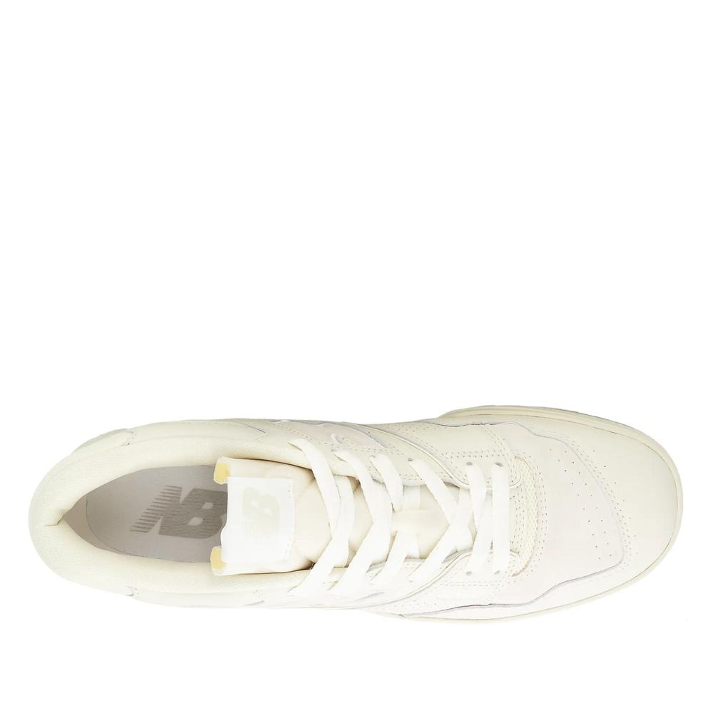 Unisex boty New Balance BB550PWD - bílé