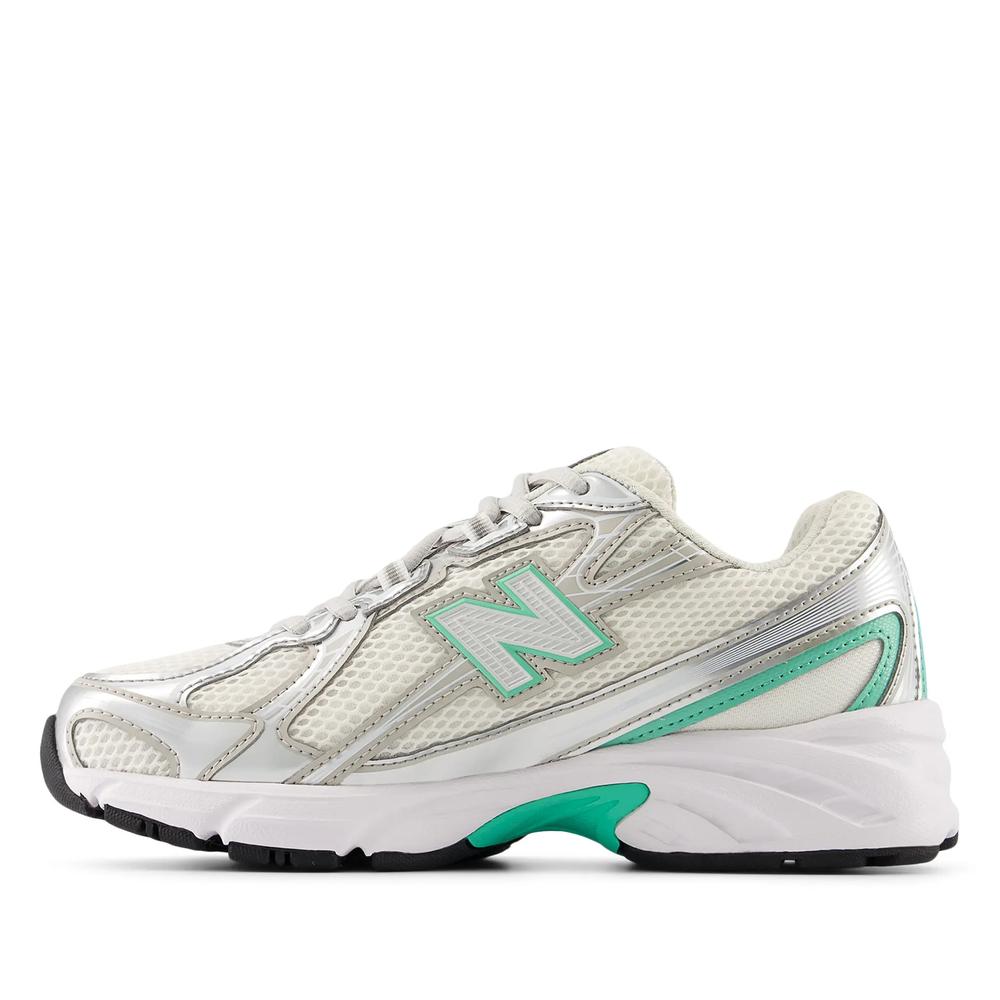 Dětské boty New Balance G7402H8 - bílé