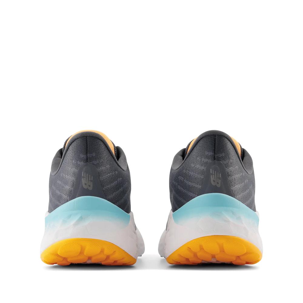 Boty New Balance Fresh Foam Vongo v5 MVNGOCD5 - šedivé