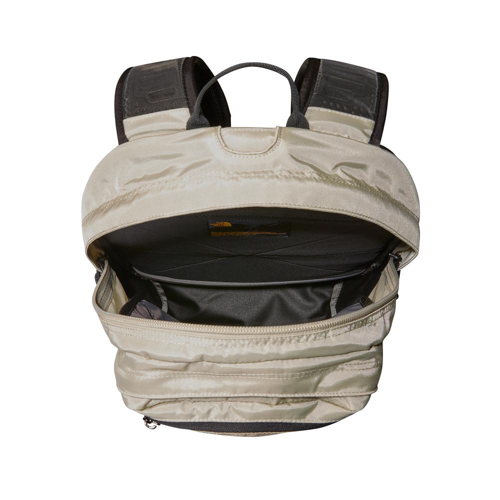 Ruksak unisex The North Face Borealis 00CF9C5IF1 - šedivé