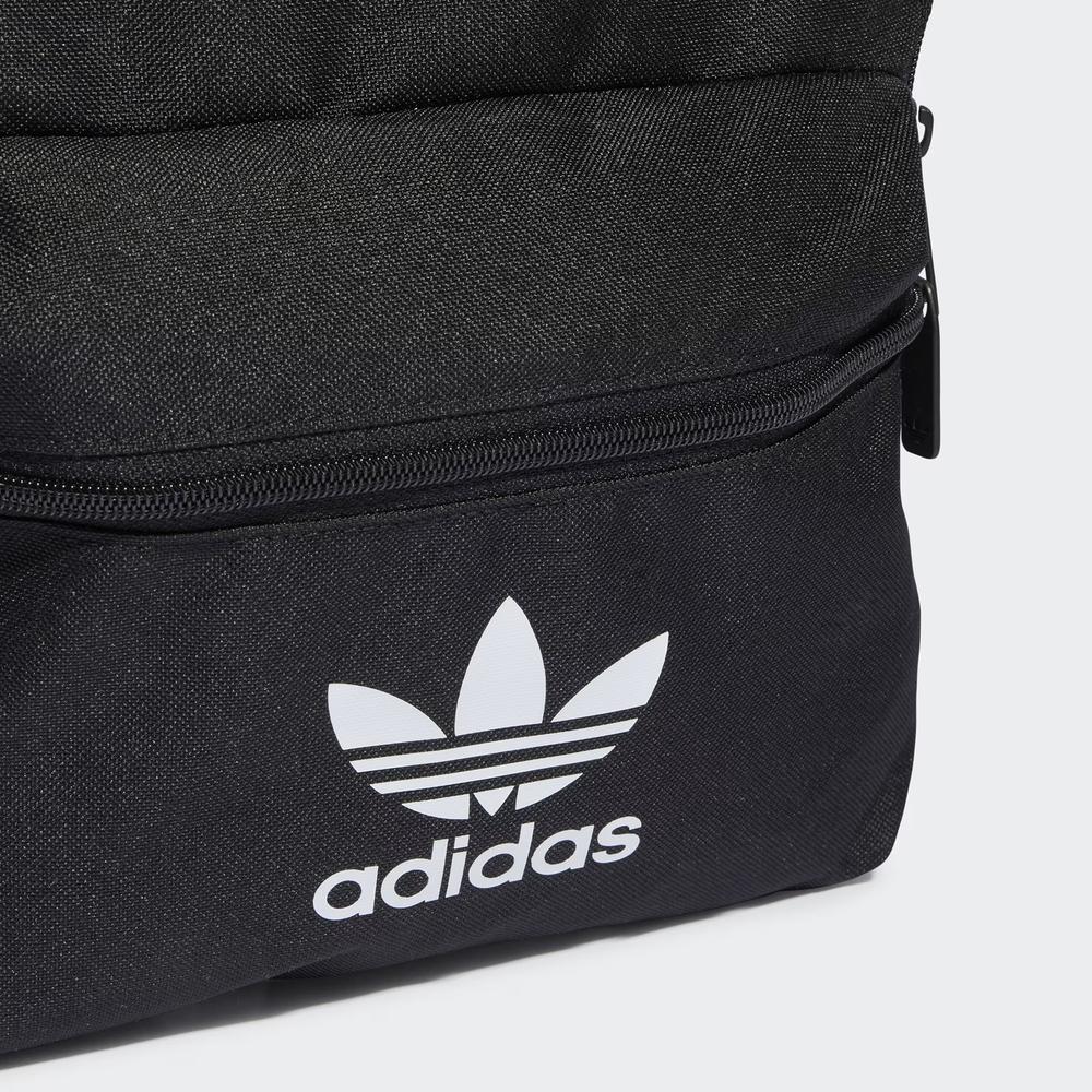 Ruksak adidas Originals Small Adicolor Classic Backpack IJ0762 - černé