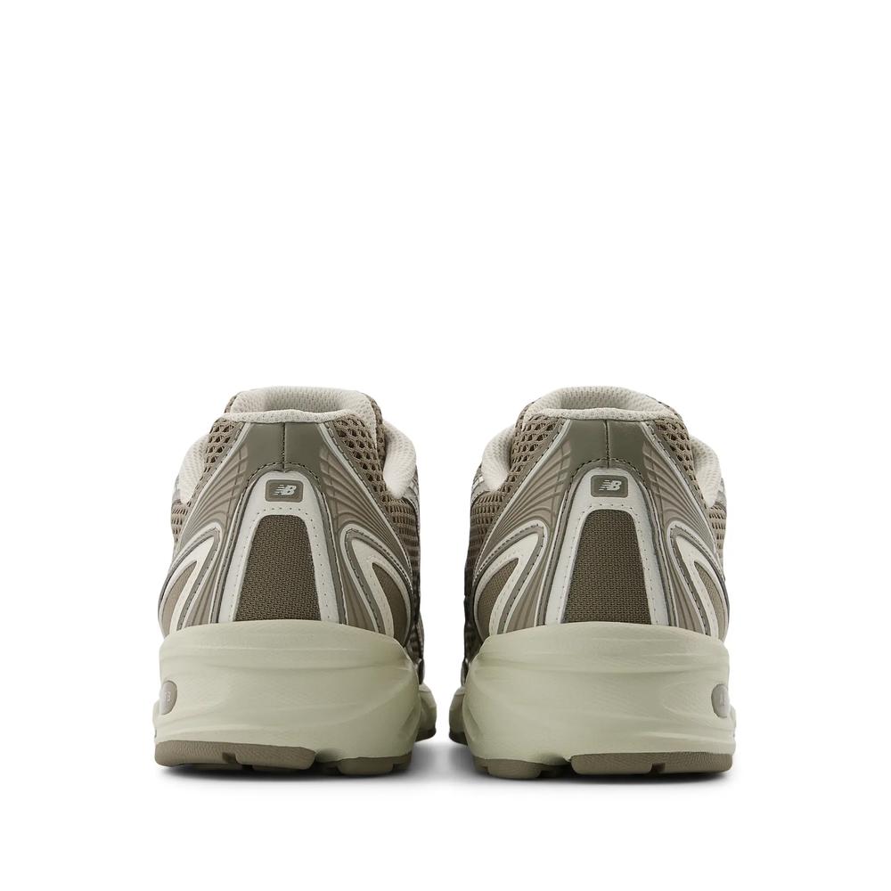 Unisex boty New Balance U740SA2 - hnědé