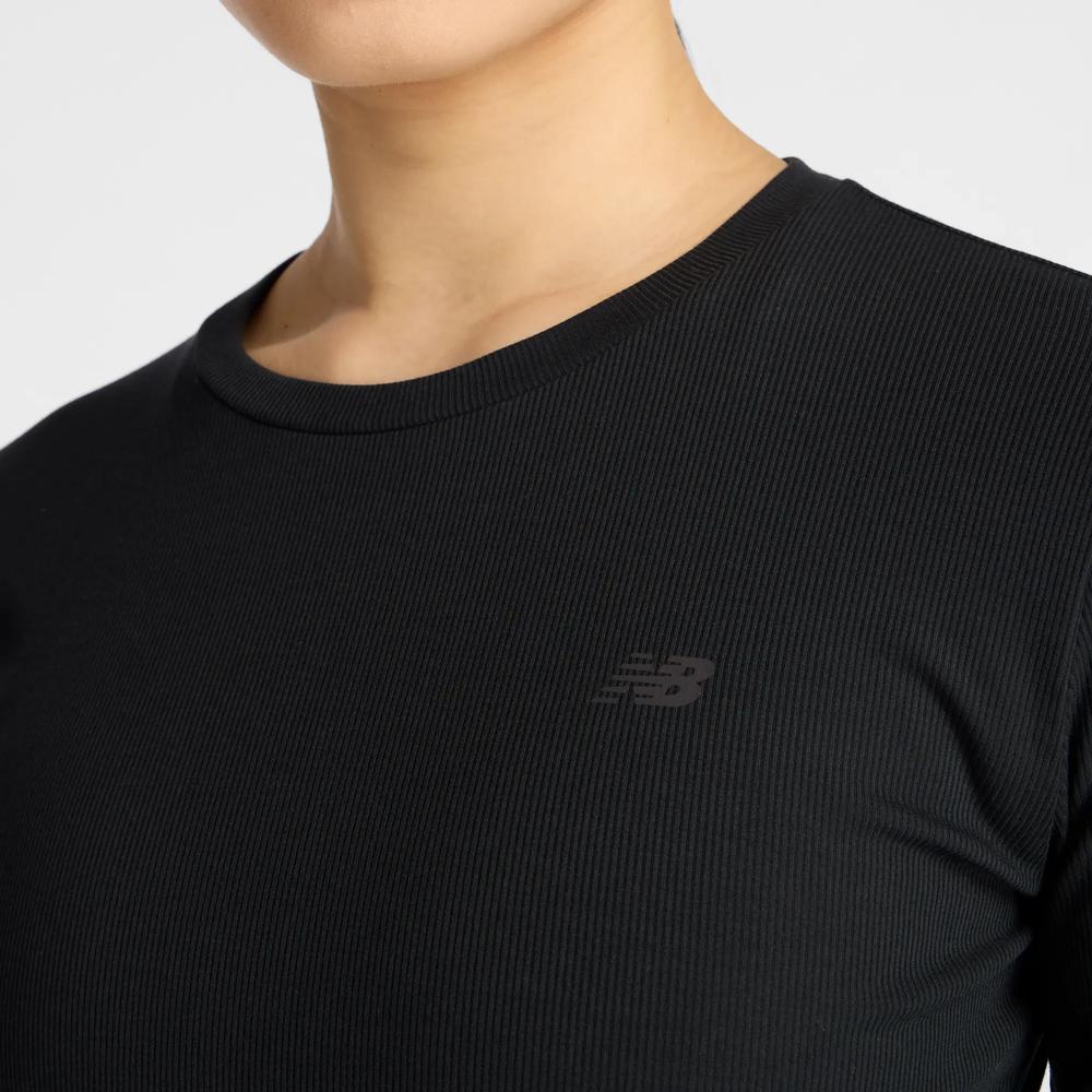 Dámské tričko New Balance WT53133BK - černé