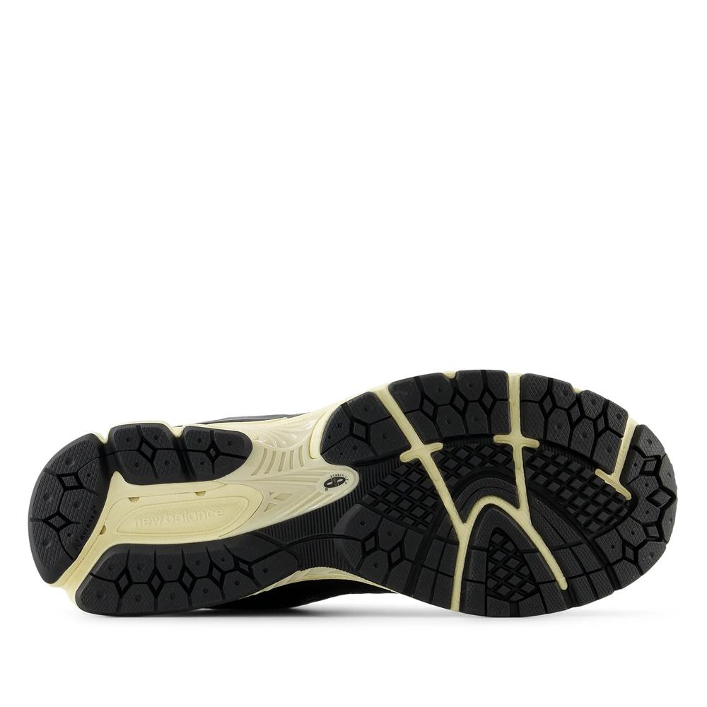 Boty New Balance M2002RIB - černé