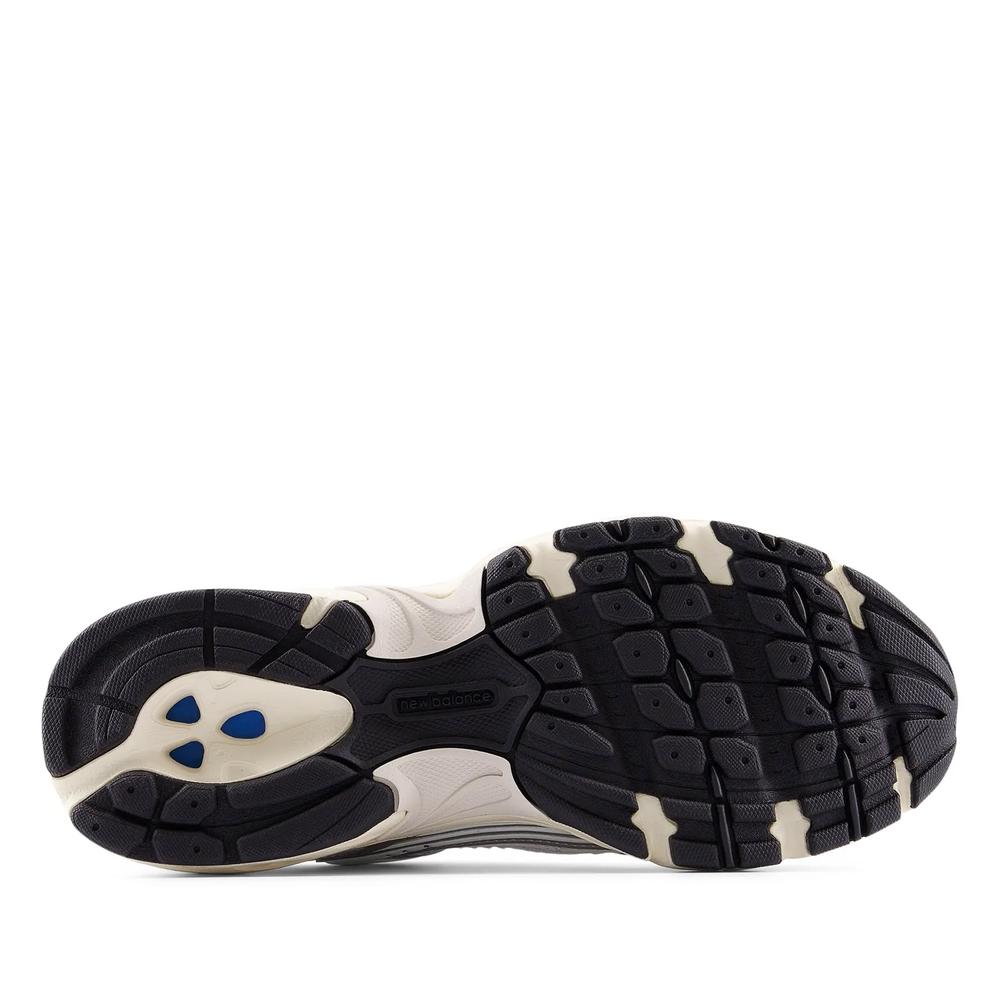 Unisex boty New Balance U530ESB -  stříbně