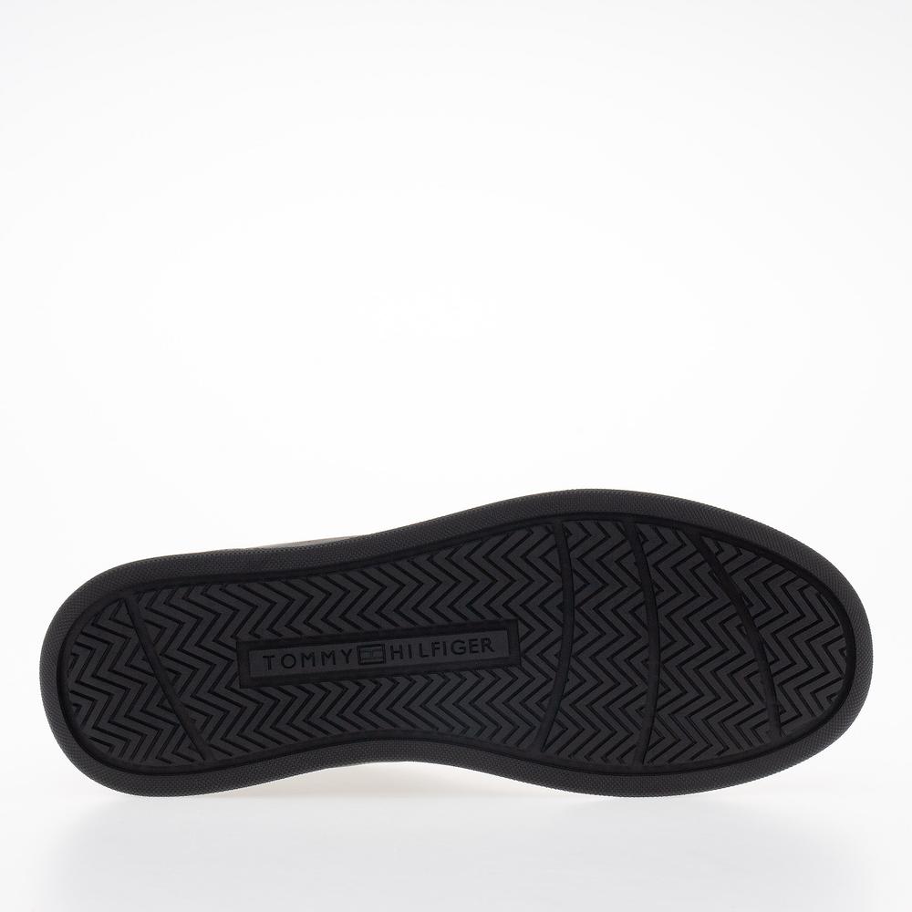Boty Tommy Hilfiger Lo Cup Lth FM0FM04827-BDS - černé