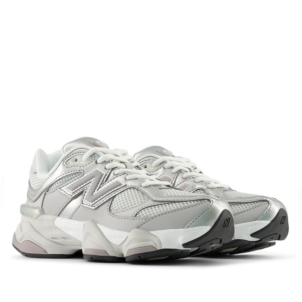 Dětské boty New Balance G90602LB - šedivé
