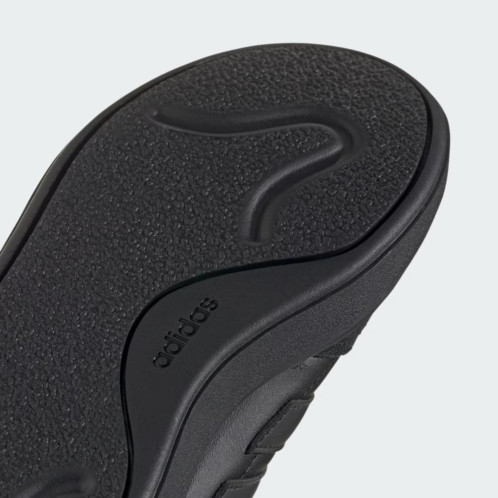 Boty adidas Courtblock ID6502 - černé