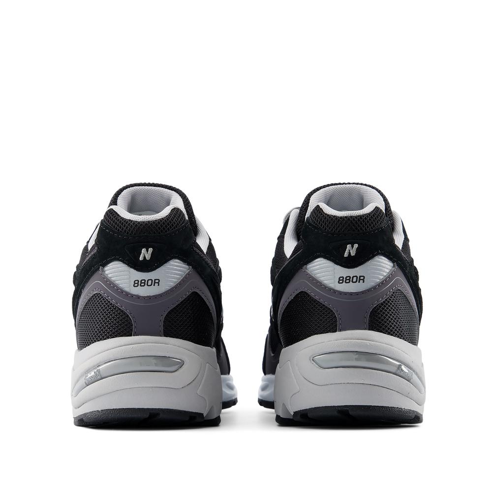 Unisex boty New Balance U880R8EU - černé