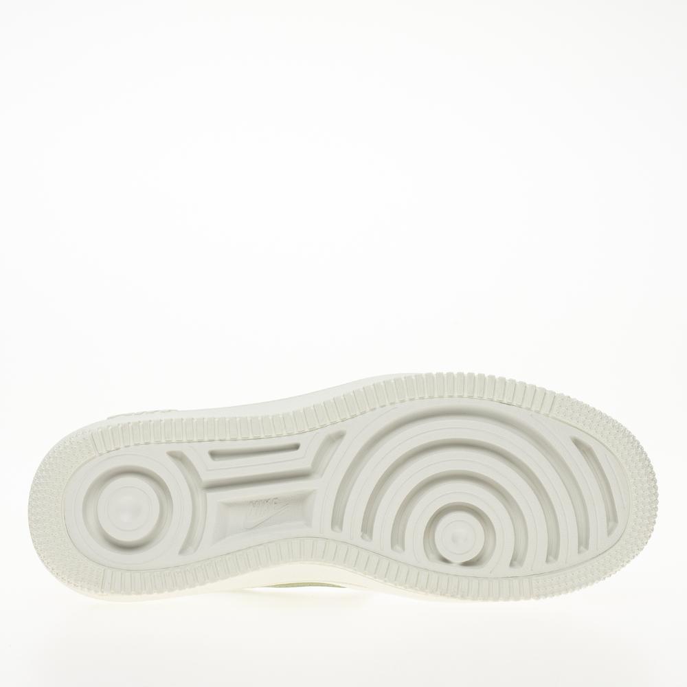 Boty Nike Air Force 1 PLT.AF.ORM FJ4739-100 - bílá