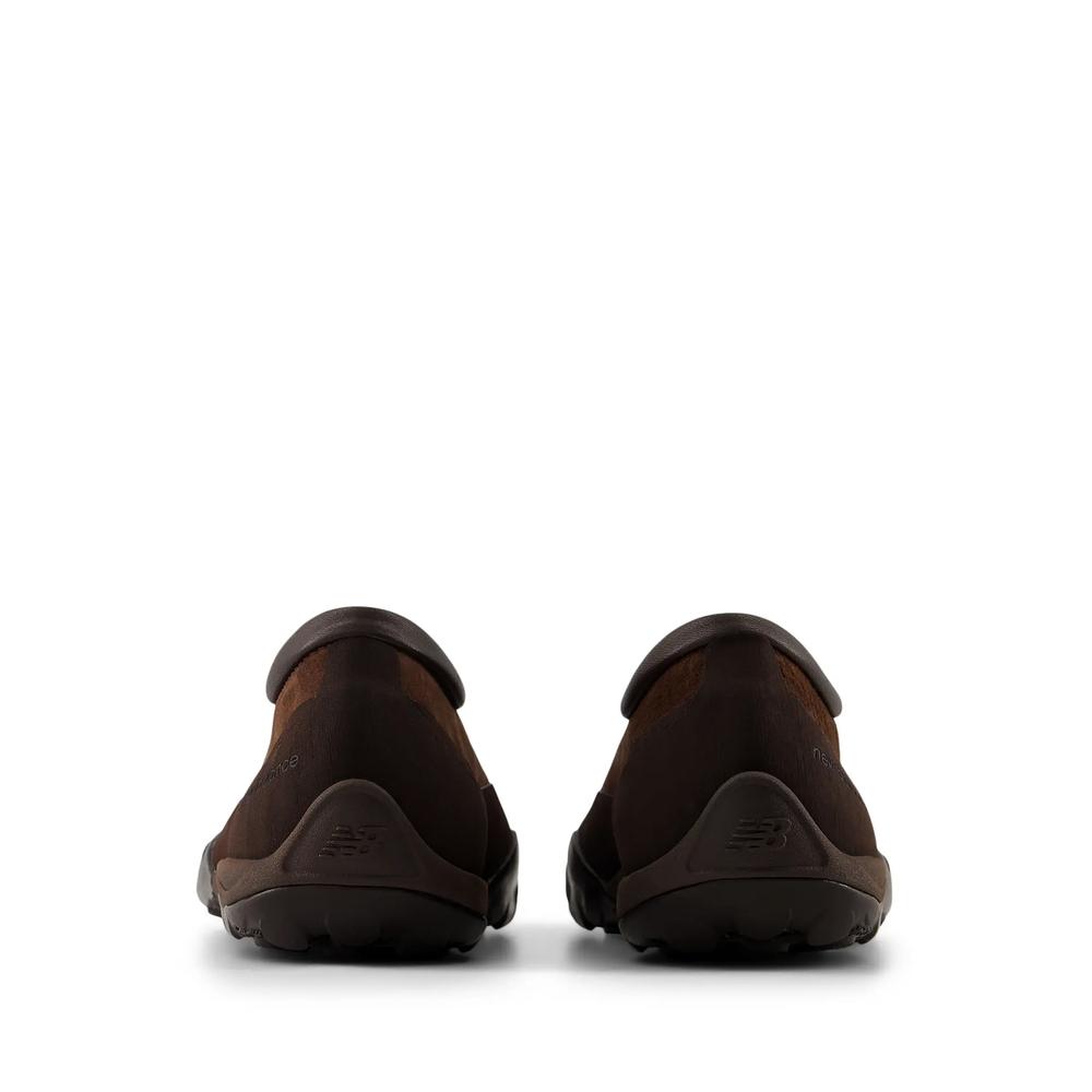 Unisex boty New Balance Minimus MT10T7OV - hnědé