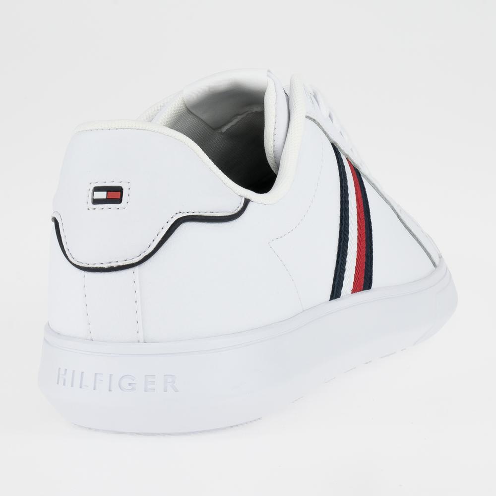Boty Tommy Hilfiger Corporate Leather Cup Stripes FM0FM04732-YBS - bílé