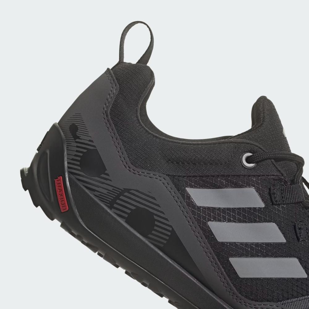 Boty adidas Terrex Swift Solo 2.0 Hiking IE6901 - černé