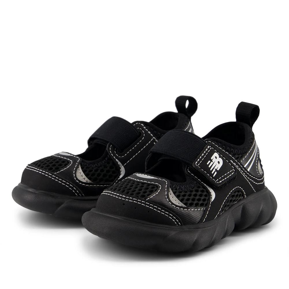 Dětské sandály New Balance I230666 - černé