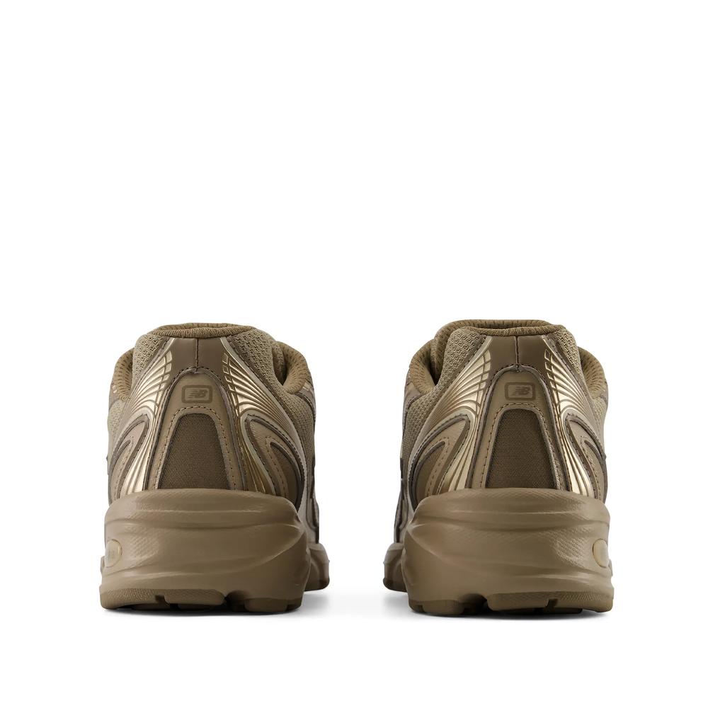 Unisex boty New Balance U7402XX - hnědé