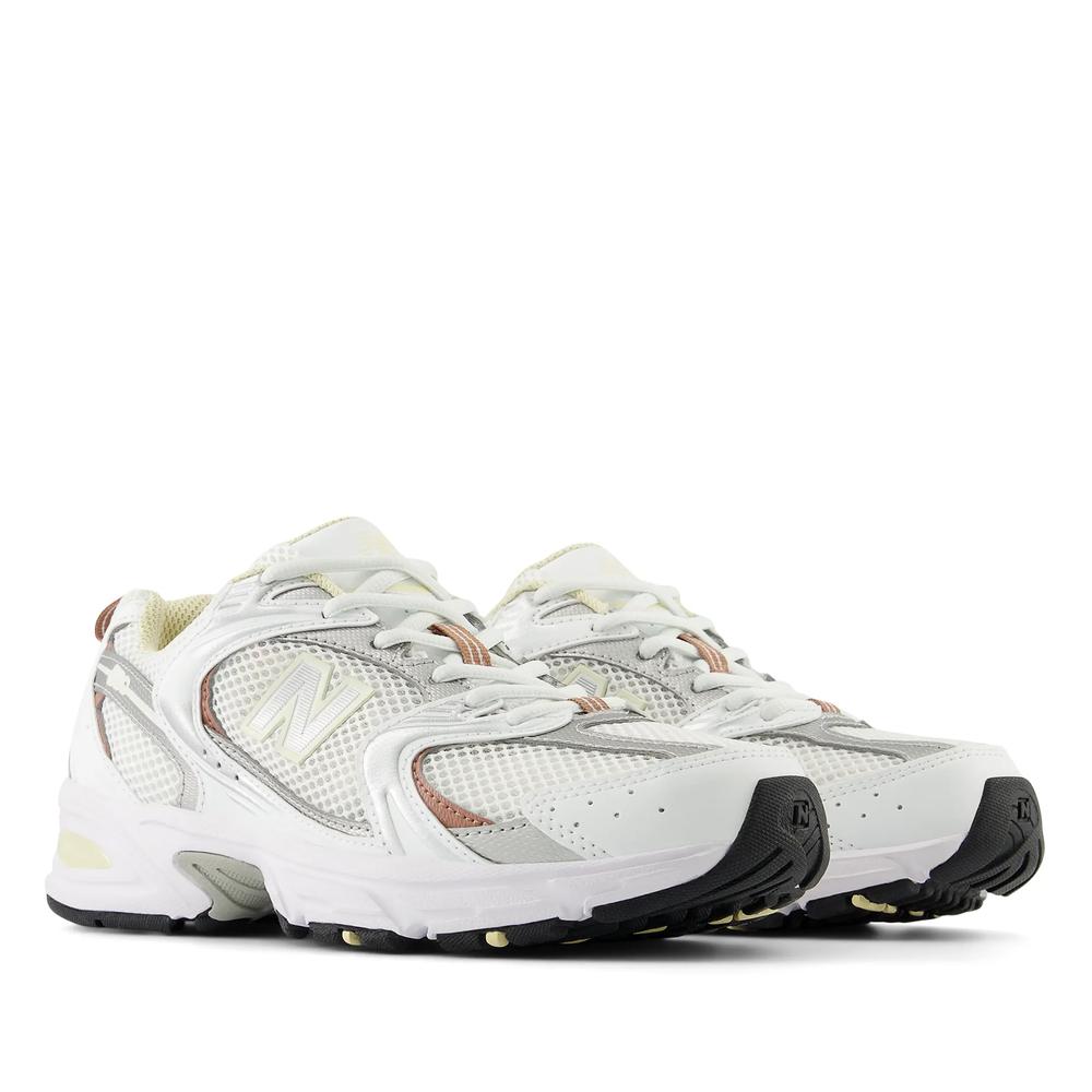 Boty unisex New Balance MR530SGA - bílé