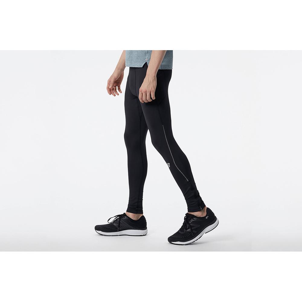 Legíny typu tight New Balance MP21273BK – černé