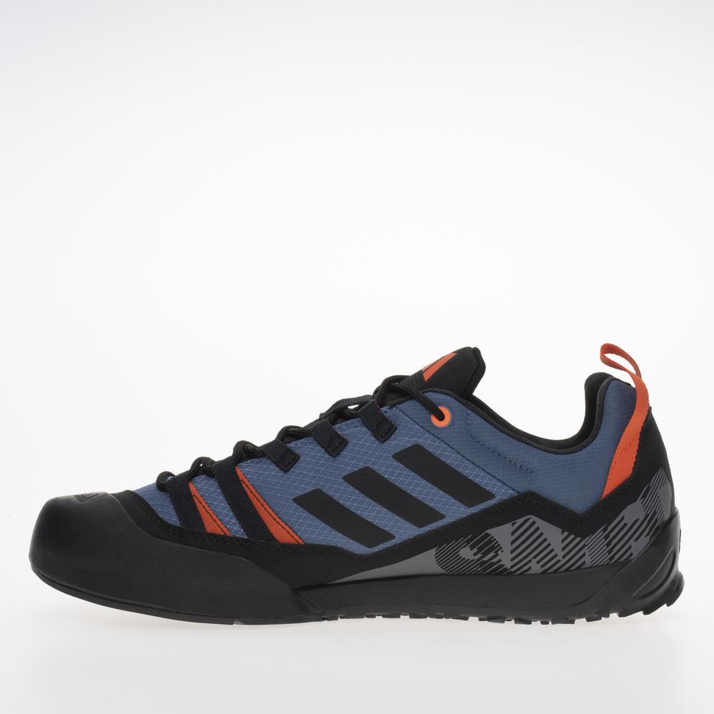 Boty adidas Terrex Swift Solo 2.0 Hiking IE6903 - tmavě modrě