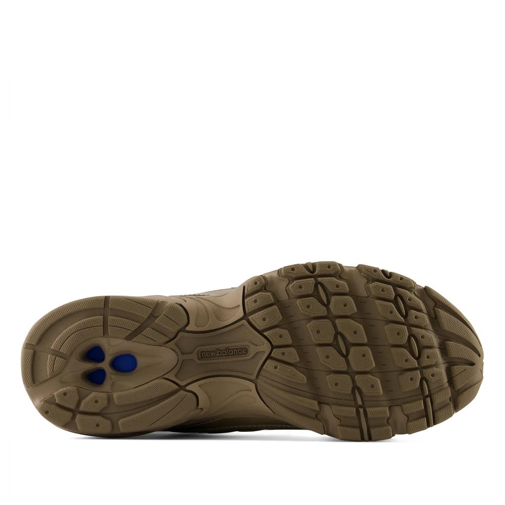 Unisex boty New Balance U7402XX - hnědé